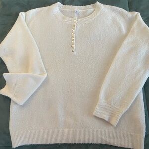 White sweater size XL